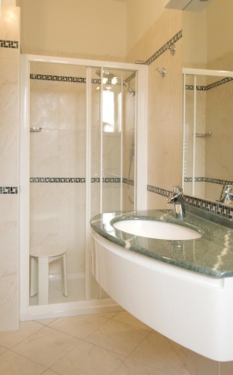 Classic Single Room